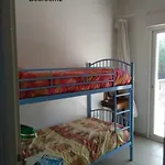 T2: 45m2 :4 Places :independant Dans شقة *