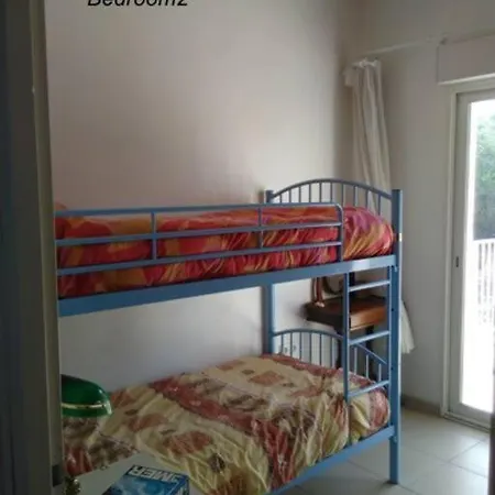 T2: 45m2 :4 Places :independant Dans Apartment *